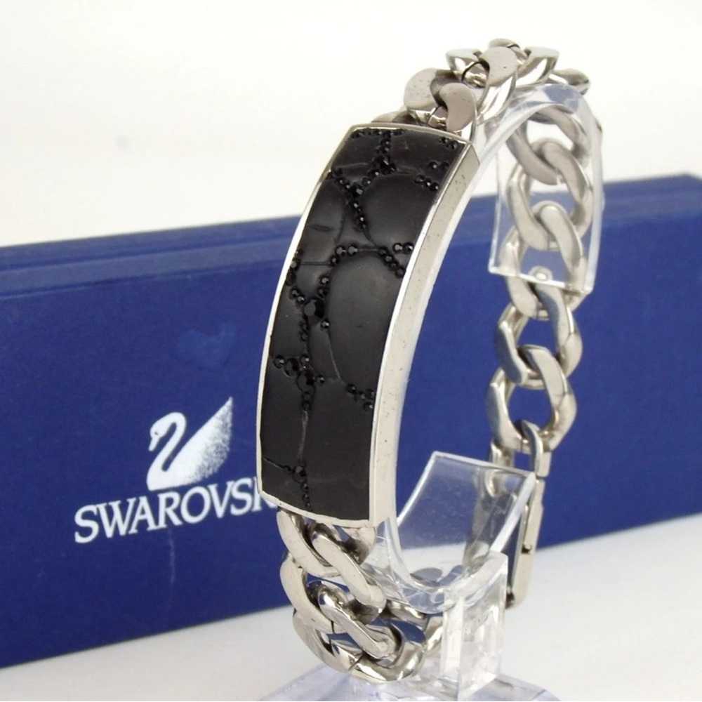 Authentic SWAROVSKI  bracelet Swarovski crystal [Used]